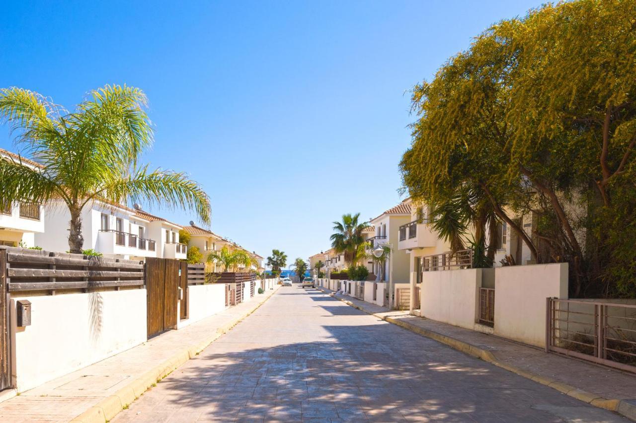Villa Oasis Pernera Esterno foto