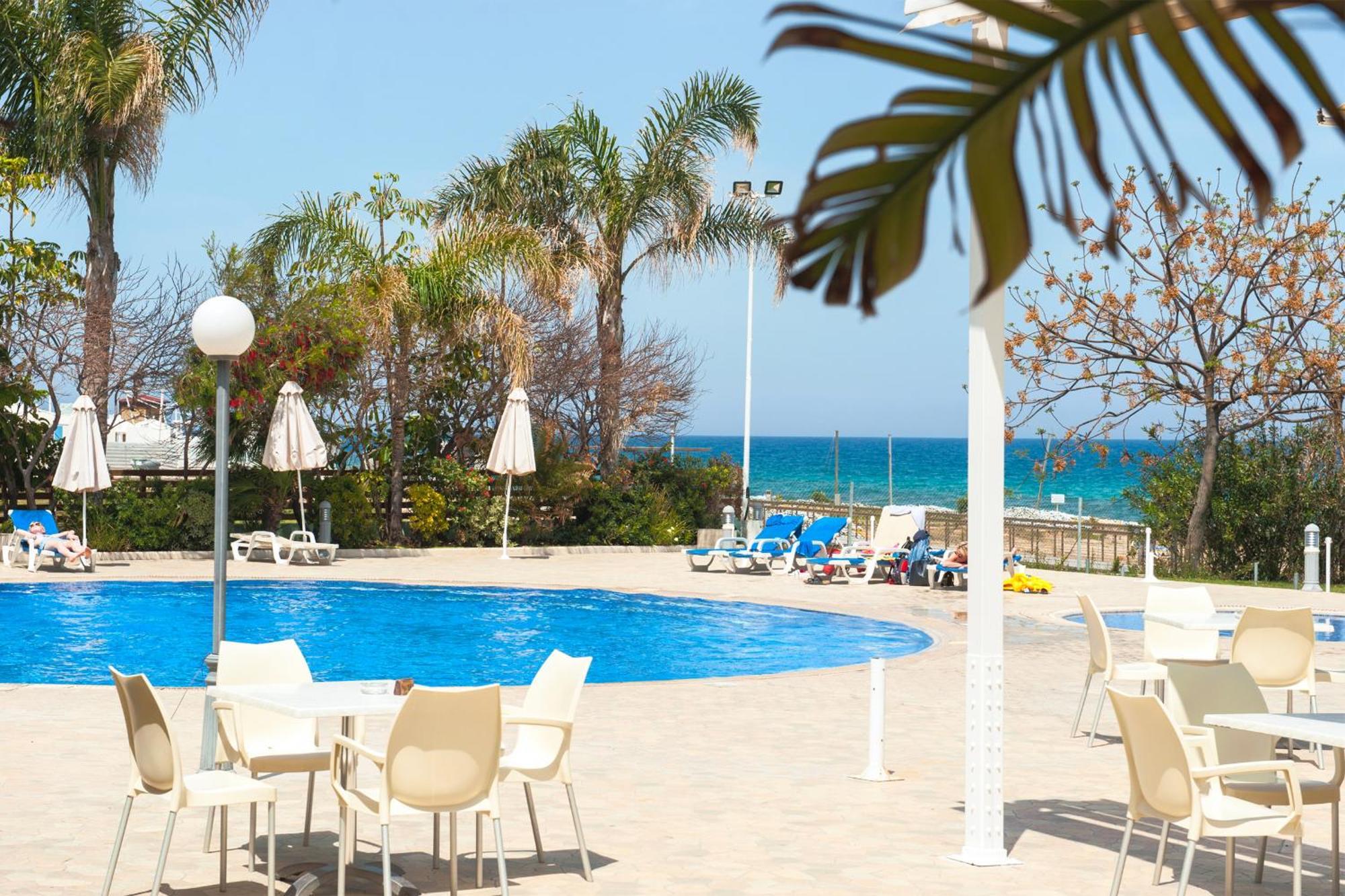 Villa Oasis Pernera Esterno foto