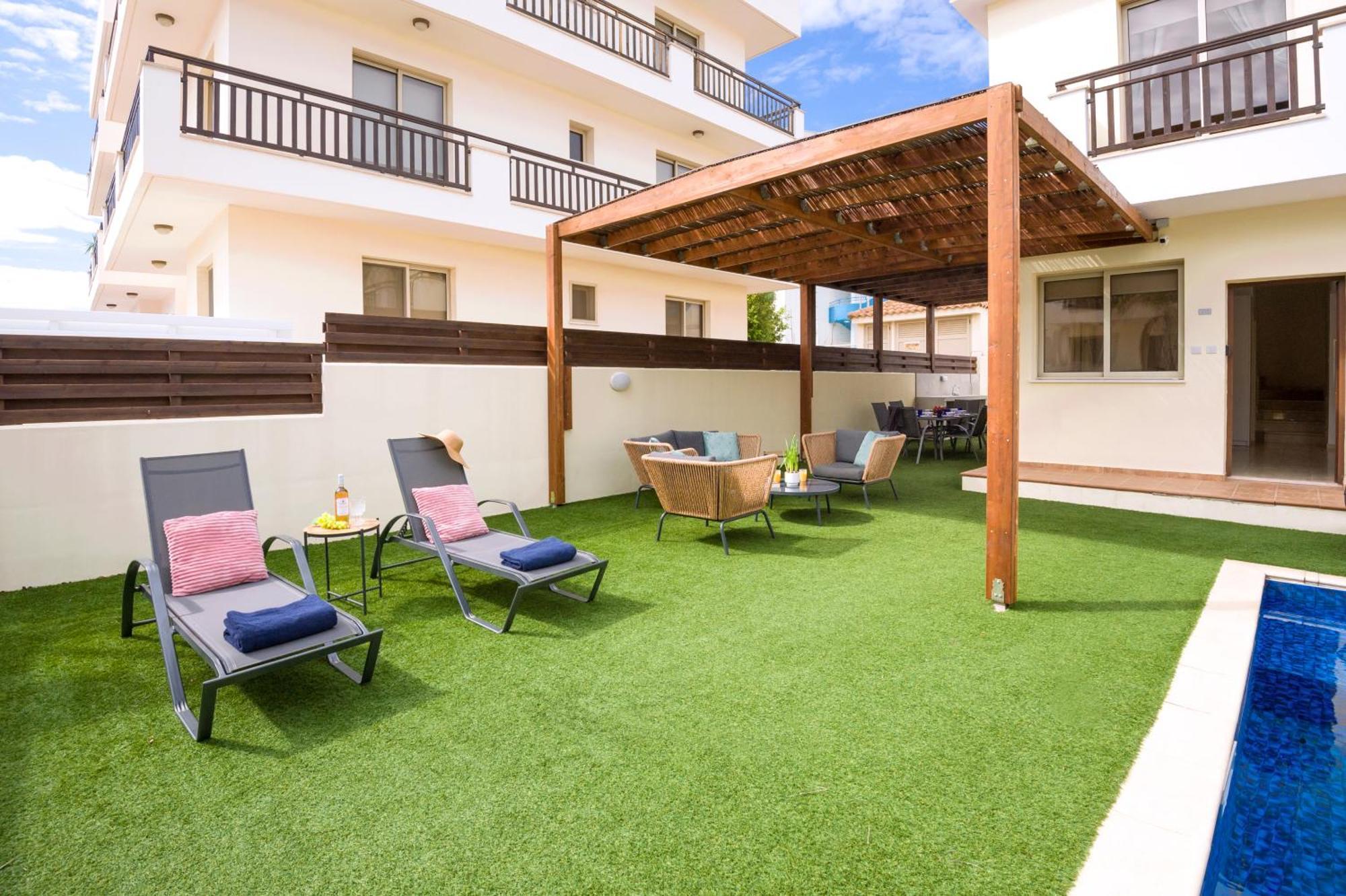 Villa Oasis Pernera Esterno foto